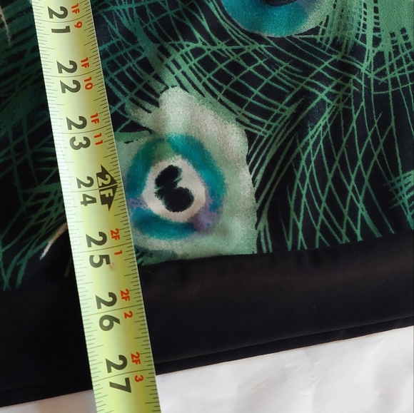 CATO Peacock Top With Braided Look V-Neck Cato Green Black  Feathers Print Large - Picture 4 of 9